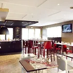 Campanile Sud - Dammarie Les Lys 3* Melun