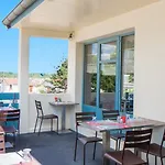 Hotel Campanile Sud - Dammarie Les Lys