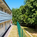 Hotel Campanile Sud - Dammarie Les Lys 3*
