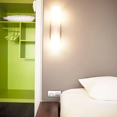 Campanile Sud - Dammarie Les Lys Hotel