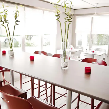 Campanile Sud - Dammarie Les Lys Hotel 3*
