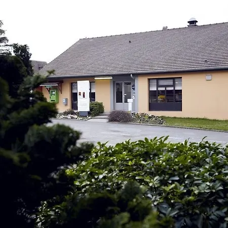Campanile Sud - Dammarie Les Lys 3* Melun