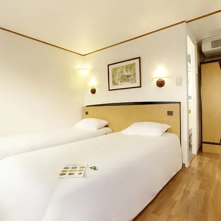 Hotel Campanile Sud - Dammarie Les Lys