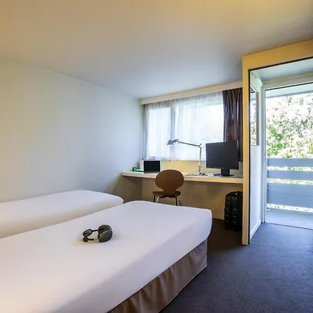 Campanile Sud - Dammarie Les Lys Hotel