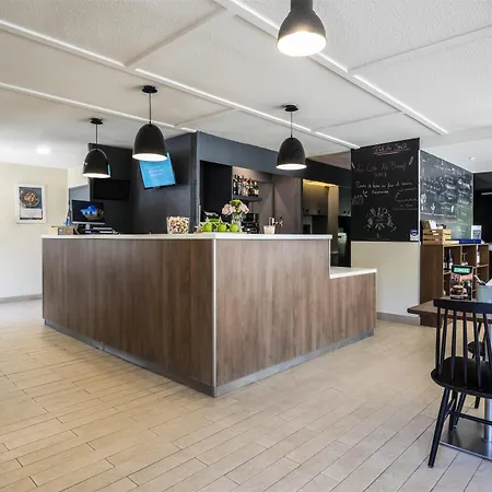 Campanile Sud - Dammarie Les Lys 3* Melun