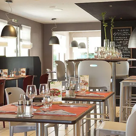 Hotell Campanile Sud - Dammarie Les Lys Melun